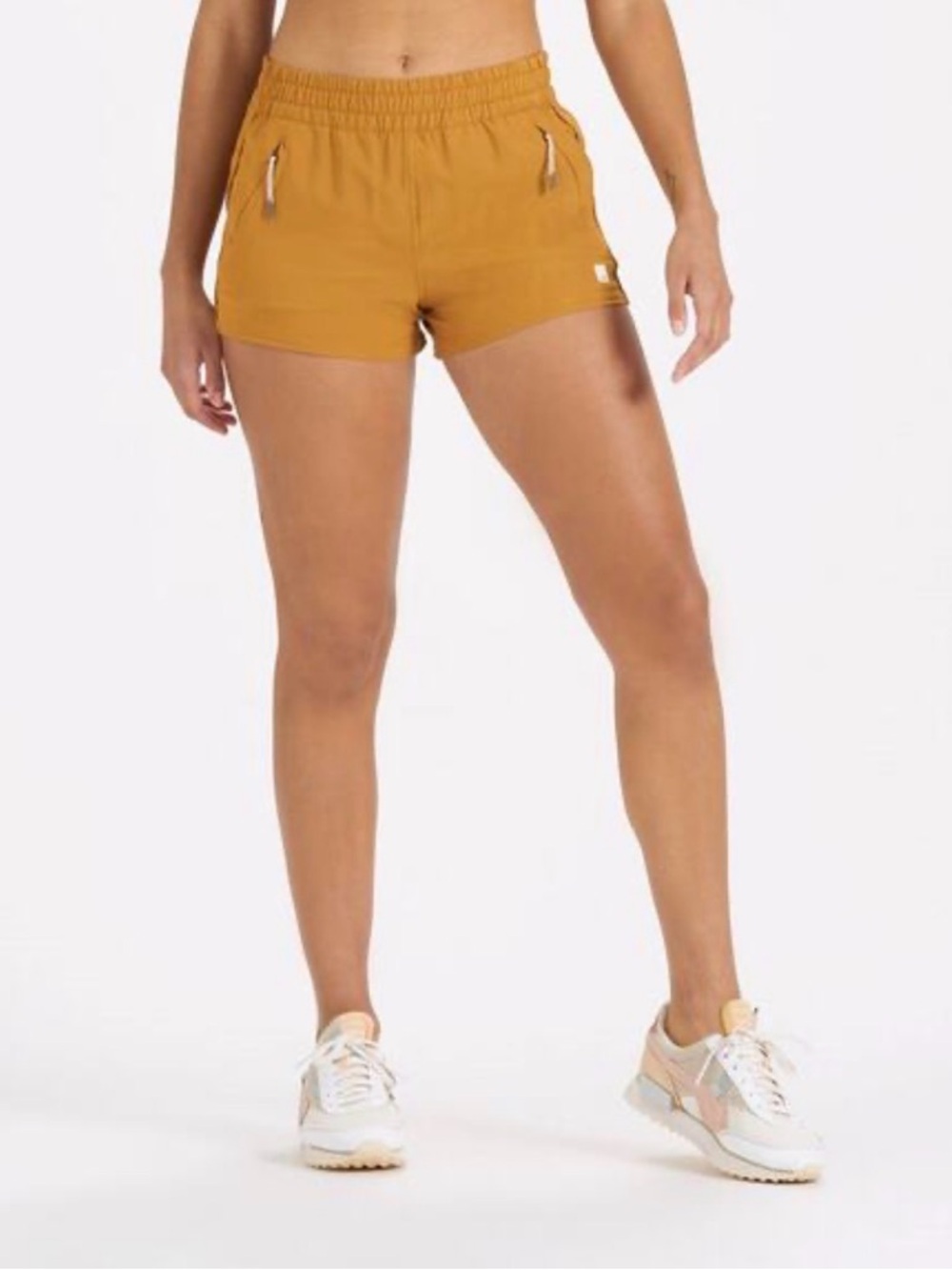 Vuori dash shorts